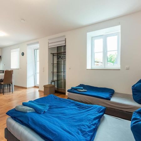 Apartment With Terrace In An Ideal Location Haunsheim Экстерьер фото