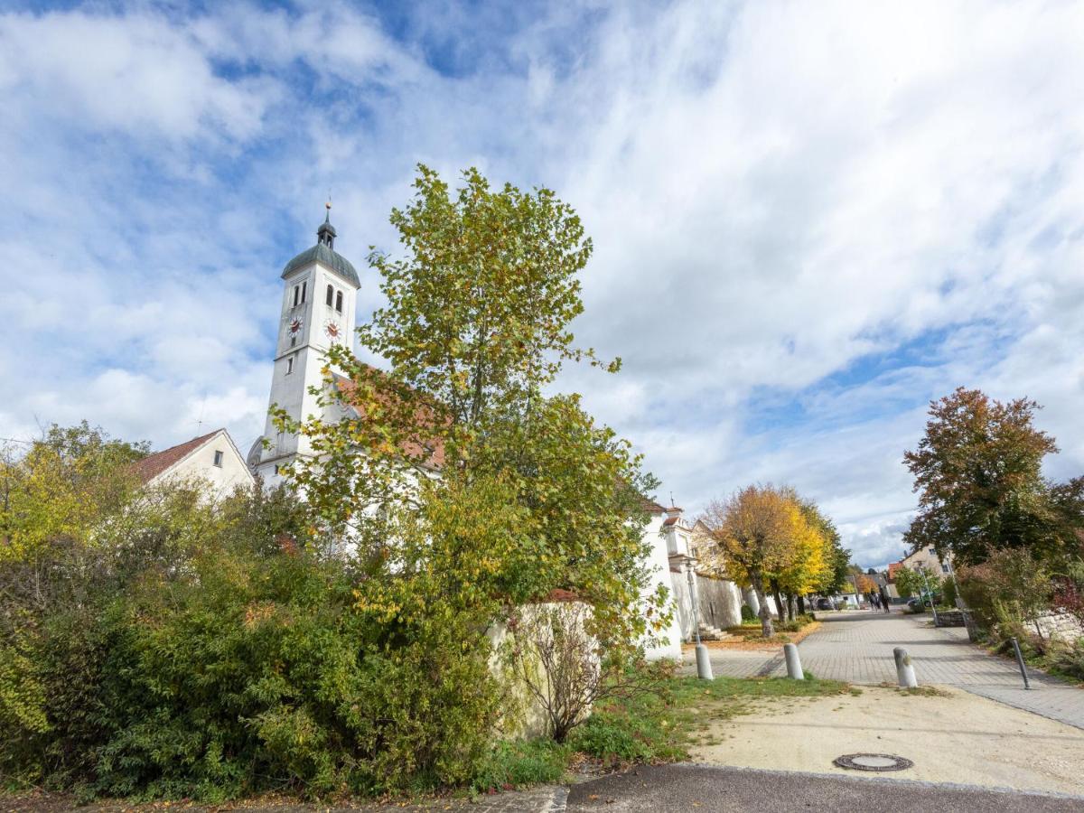 Apartment With Terrace In An Ideal Location Haunsheim Экстерьер фото