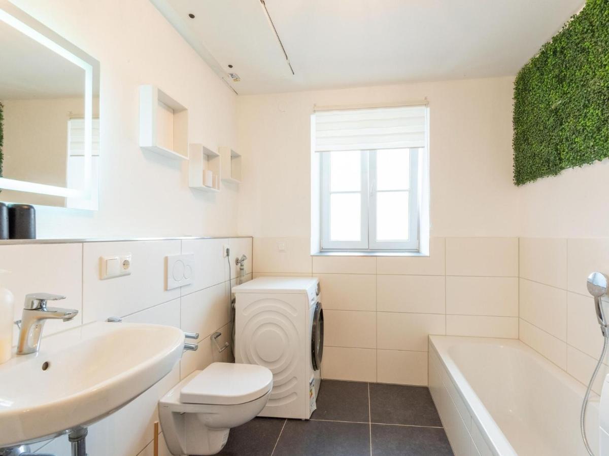 Apartment With Terrace In An Ideal Location Haunsheim Экстерьер фото