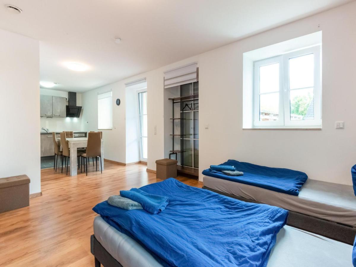 Apartment With Terrace In An Ideal Location Haunsheim Экстерьер фото